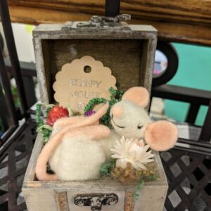 Needle Felt a Sleepy Mouse